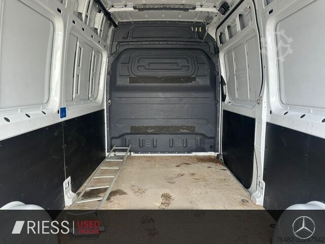 Hög tak skåpbil MERCEDES-BENZ Sprinter 315 CDI Kasten/L2H2/FWD/3924/KLIMA/DACH