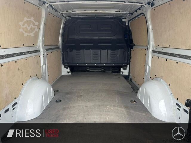 Minibus MERCEDES-BENZ eVito 111 KA/LANG/35kWh/NAVI/KLIMA/KAMERA/ AUT