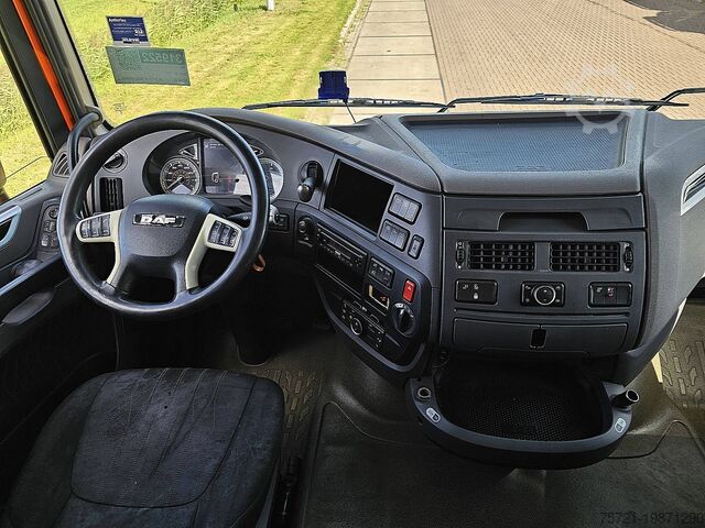 Standaard trekker DAF XF 450 SPACECAB