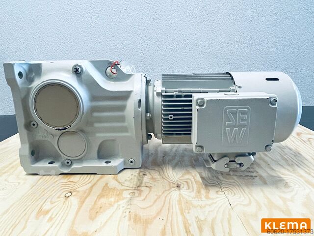 Motorreductor de engranajes cónicos SEW-EURODRIVE K77DT100LS4/BMG/HR/AS(1)