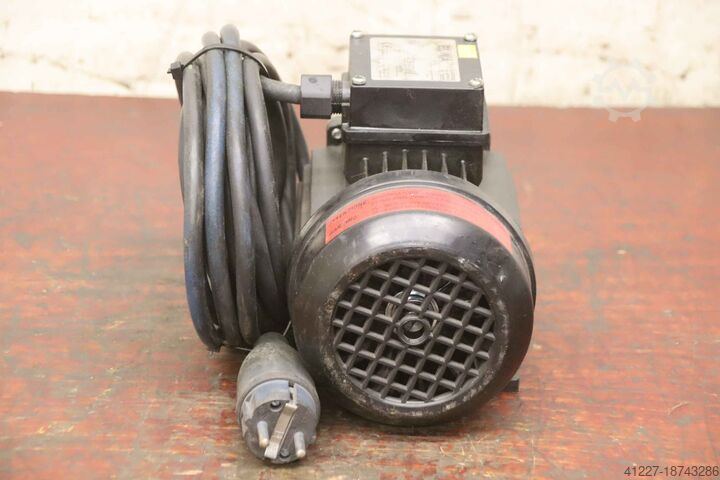 Ηλεκτροκινητήρας 0,12 kW 3000 σ.α.λ ELWA B3/B14