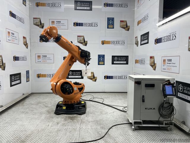 Robot przemysłowy KUKA KR 210 R2700 prime