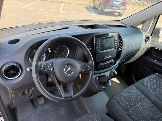Panel kombi Mercedes-Benz VITO 114 CDI