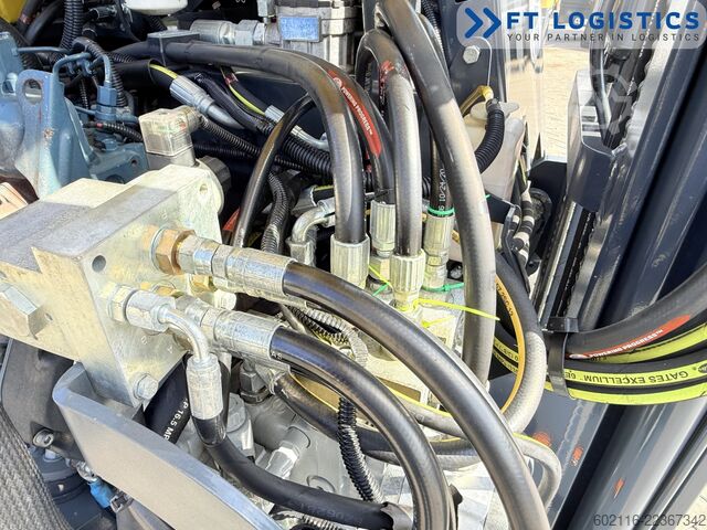 Vierwegvorkheftruck Combilift CB3000 DIESEL TRIPLEX 5500 FREE-LIFT