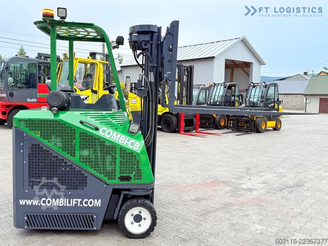 Vierwegvorkheftruck Combilift CB3000 / TRIPLEX 4900MM / FREE LIFT