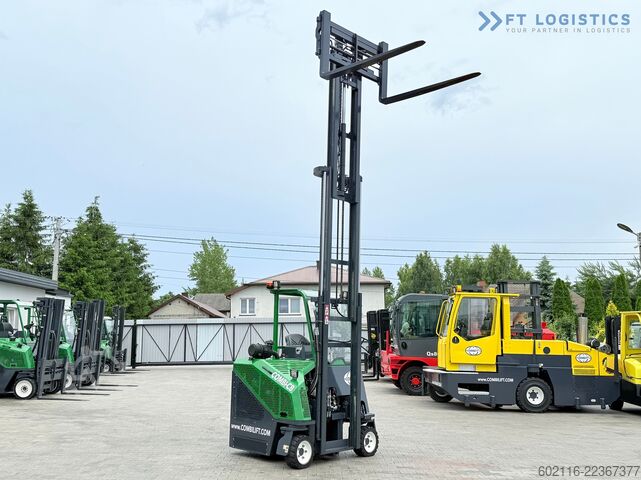 Vierwegvorkheftruck Combilift CB3000 / TRIPLEX 4900MM / FREE LIFT