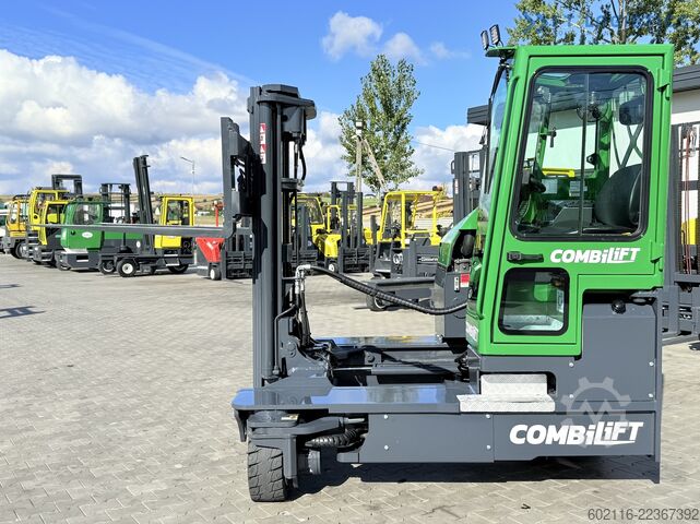 Vierwegvorkheftruck Combilift C4500 DIESEL 4900 TRIPLEX FREE-LIFT TOP1