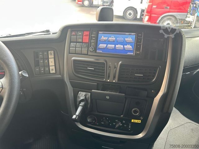 Gevaarlijke stoffen vrachtwagen IVECO Stralis 480 ADR EXII EXIII FL AT PTO Retarder