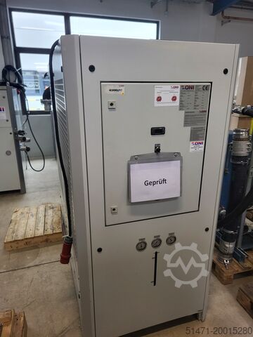 Macchina frigorifera compatta con serbatoio e pompa ONI LKKA 18