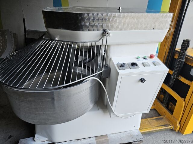 Spiral mixer Italian dough mixer 290
