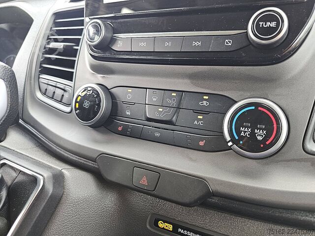 Kombi s vysokou střechou FORD TRANSIT CUSTOM 2.0 L2H1 Dubbele Cabine!