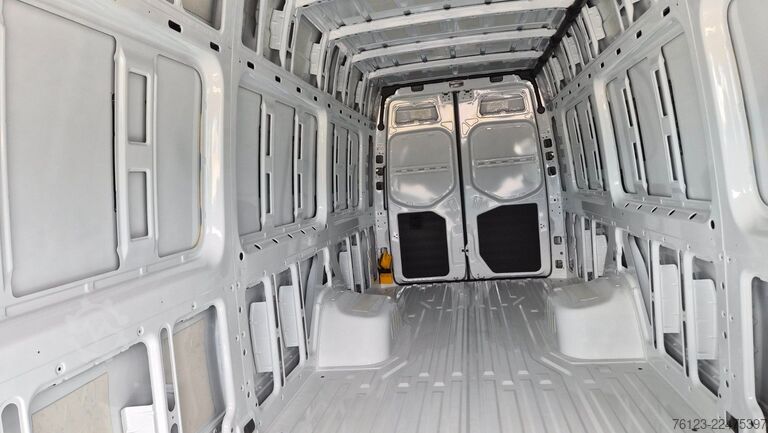 Magas tetős furgon MERCEDES-BENZ Sprinter III Kasten  519 CDI RWD 4x 4 Allrad