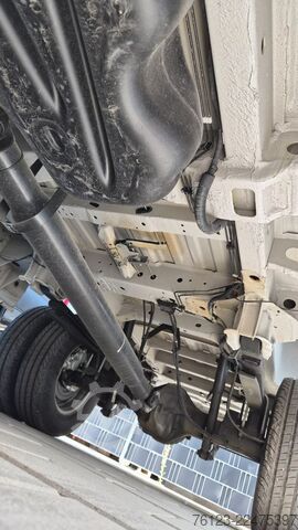Yüksek tavanlı panelvan MERCEDES-BENZ Sprinter III Kasten  519 CDI RWD 4x 4 Allrad