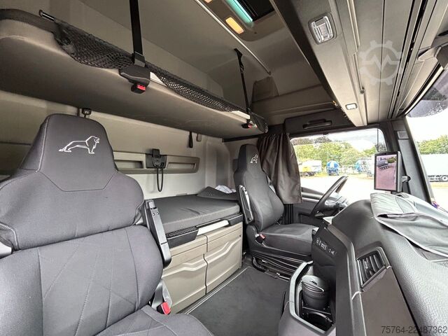 Standard trækkerunit MAN TGX 18.560 BL/Retarder/ACC/2x Tank/D30 Motor!