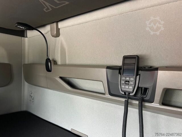 Standard trækkerunit MAN TGX 18.560 BL/Retarder/ACC/2x Tank/D30 Motor!
