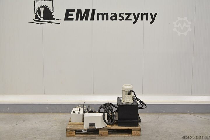 Feeder for four-side planer podajnik do strugarki czterostronnej 