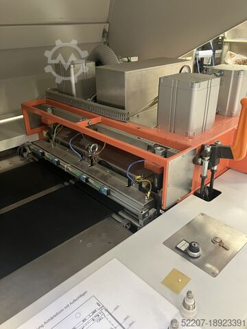 Estação de prensagem com forno contínuo