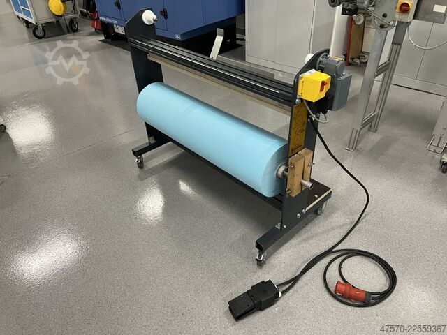 Automatisk tygupprullare för offsettryck Automatic cloth rewinder for offset printing machines Vliesstoff Kasper