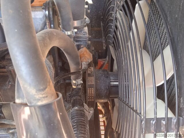 Mini-escavadora Takeuchi TB290