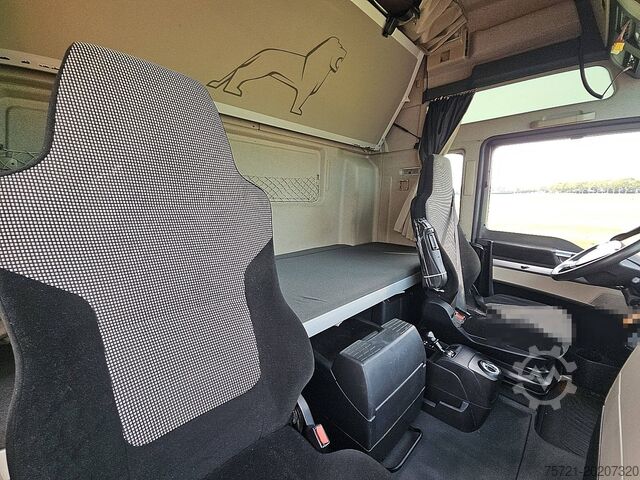 Estándar-SZM M.A.N. 18.460 TGX