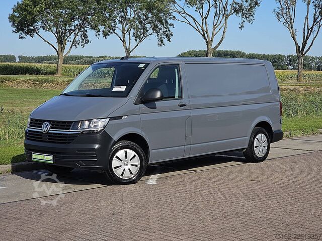 Carrinha de tejadilho alto VW TRANSPORTER 2.0 TDI L2H1 Carplay Airco !