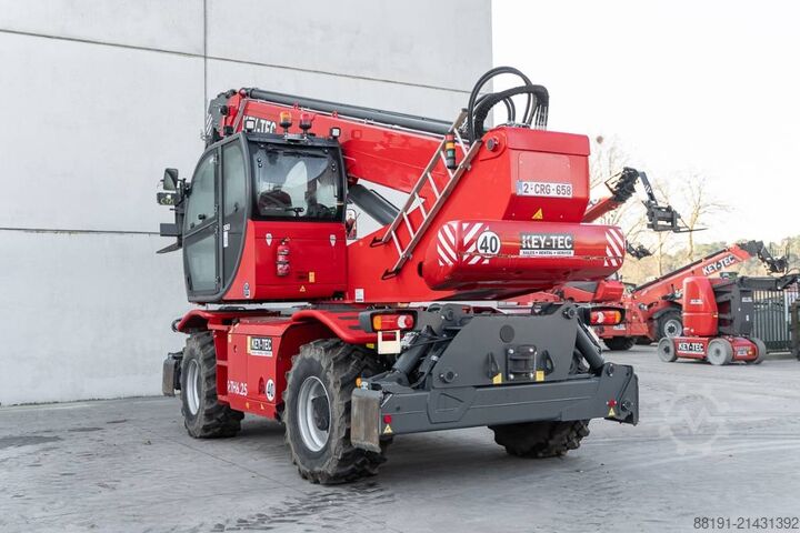 Telescopische lader Magni RTH 6.25