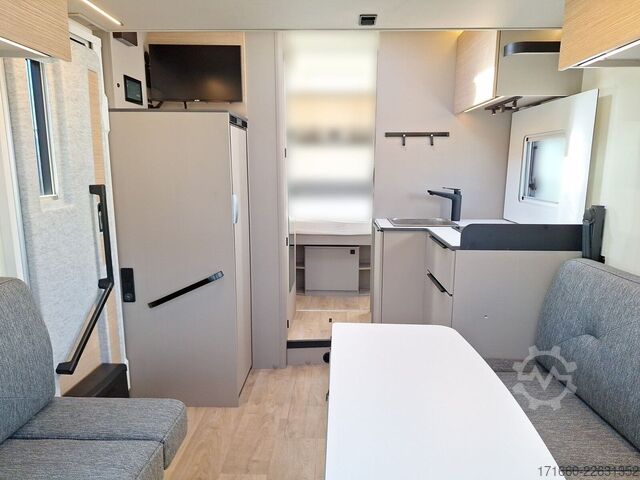 Autocaravana semi-integrada BÜRSTNER Campeo TD 736