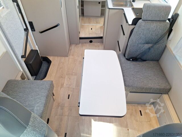 Autocaravana semi-integrada BÜRSTNER Campeo TD 736