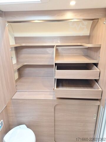 Halvintegrerad husbil BÜRSTNER Lyseo TD 684 G Winter Paket
