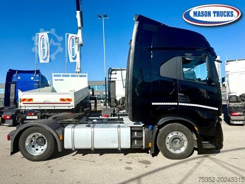 Tractora de carretera estándar Iveco S-Way 530