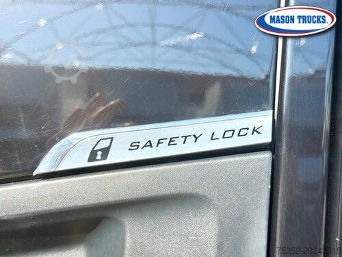 Tractora de carretera estándar Iveco S-Way 530