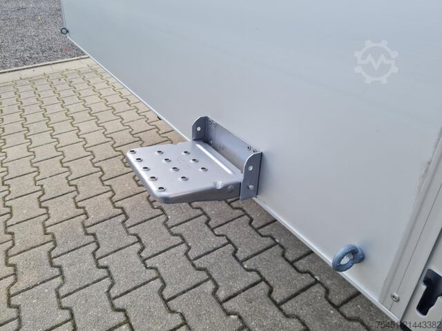 Pick-up van VW Crafter 35 Doka Pritsche L4 AHK Heckfenster PDC