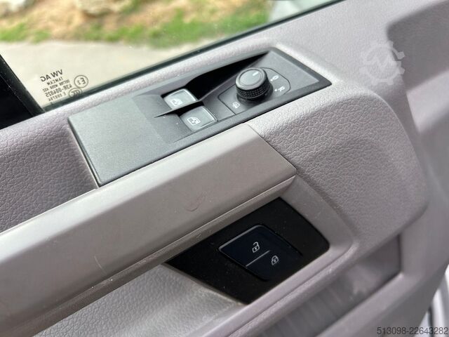 Pick-up skåpbil VW CRAFTER PRITSCHE DoKa TEMP. KLIMA NAVI AHK SHZ