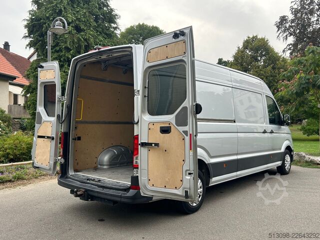 Hög tak skåpbil VW CRAFTER LANG HOCH ACC NAVI SPURHALTE. STANDHZG