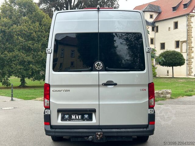 Hög tak skåpbil VW CRAFTER LANG HOCH ACC NAVI SPURHALTE. STANDHZG