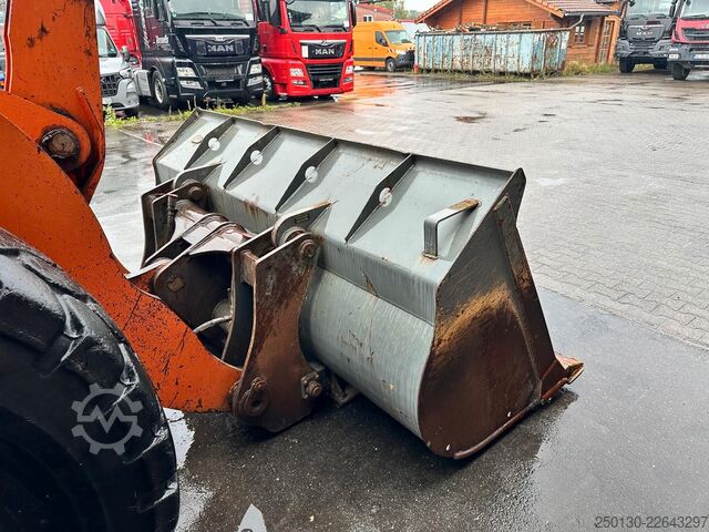 Hjullastare DOOSAN DL 200 inkl. Schaufel & Gabel Bj.2013 107kW