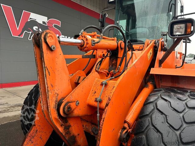 Hjullastare DOOSAN DL 200 inkl. Schaufel & Gabel Bj.2013 107kW