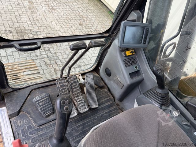 Rupsgraver SANY SY215C / 2015 BJ / 5.854 H / MS21 / 1. Hand