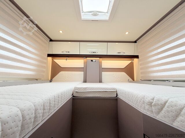 Halvintegrerad husbil BÜRSTNER Lyseo Harmony T 728 Einzelbetten-Hubbett-1.Hand