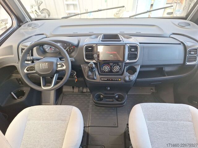 Entegre karavan CARADO I 338 TV-Paket, Automatik, Combi 6 E