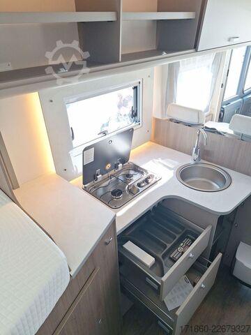 Entegre karavan CARADO I 338 TV-Paket, Automatik, Combi 6 E