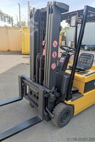 ELEKTROMOS TARGONCA Yale Elektro-Gabelstapler ERP 18 ATF