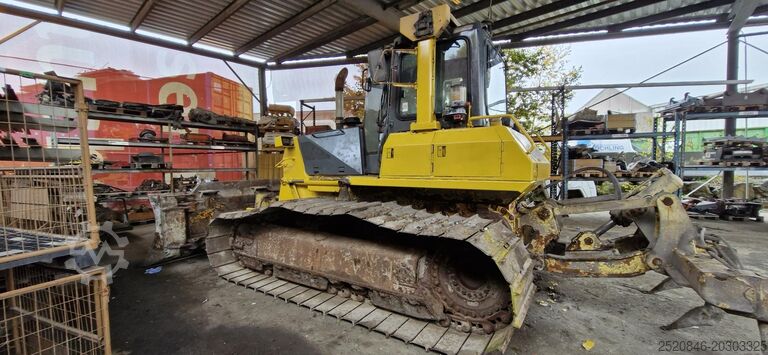 Escavatore cingolato Komatsu D61PX-15