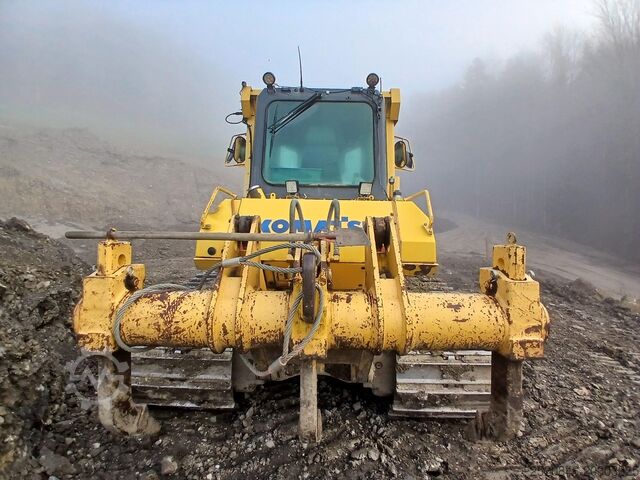 Escavatore cingolato Komatsu D61PX-15