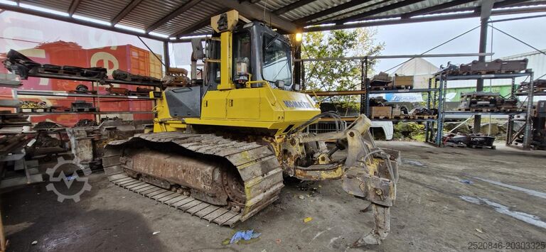 Escavatore cingolato Komatsu D61PX-15