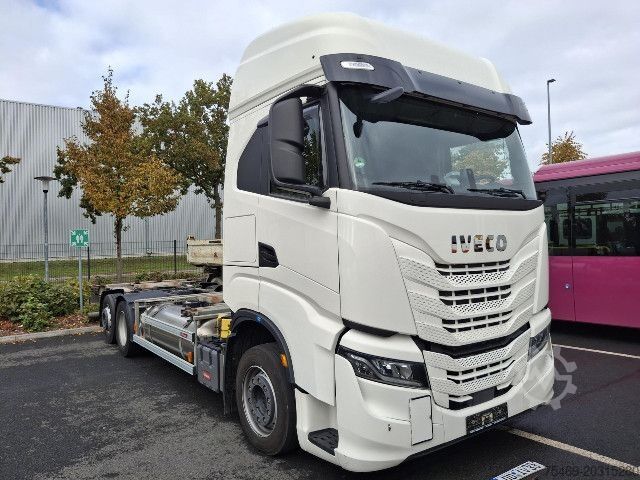 Wissellaadbak vrachtwagen IVECO AS260S46Y/FS CM 2LNG