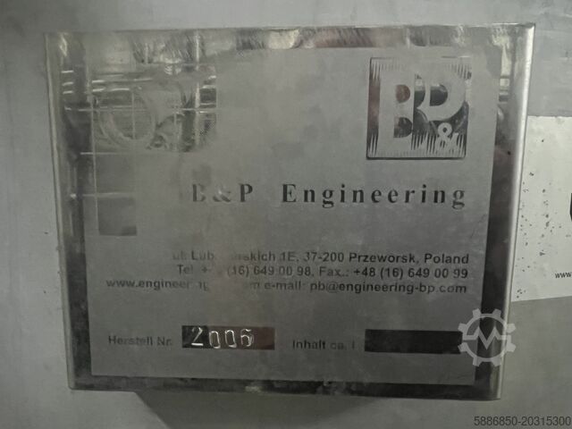 Evaporation station for apple concentrate