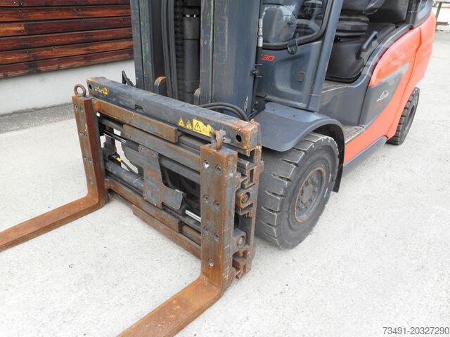 4 točka viljuškar Linde H30D-01 Triplex + SS + ZV