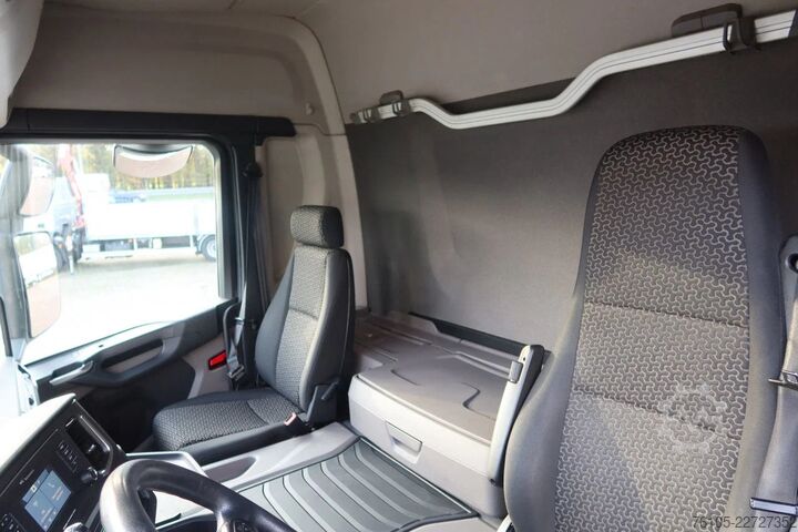 Koffer Scania P280 4x2 Bak + Dhollandia Klep 2000 KG