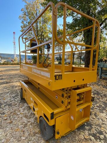 Schaarlift Haulotte Compact 10